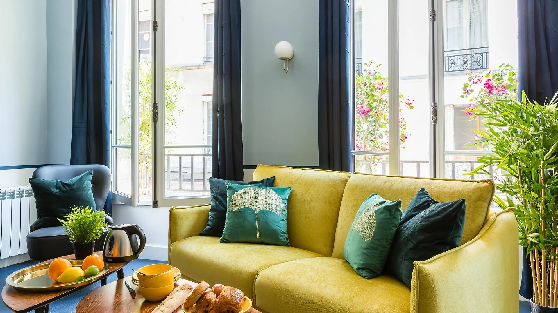 Luxury Family Loft 3 Bedroom 2 Bathroom Apartment